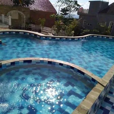Villa Puncak Resort Cikundul Экстерьер фото