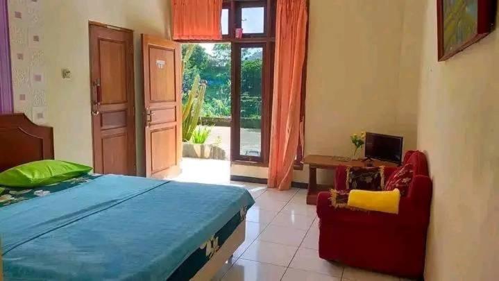 Villa Puncak Resort Cikundul Экстерьер фото